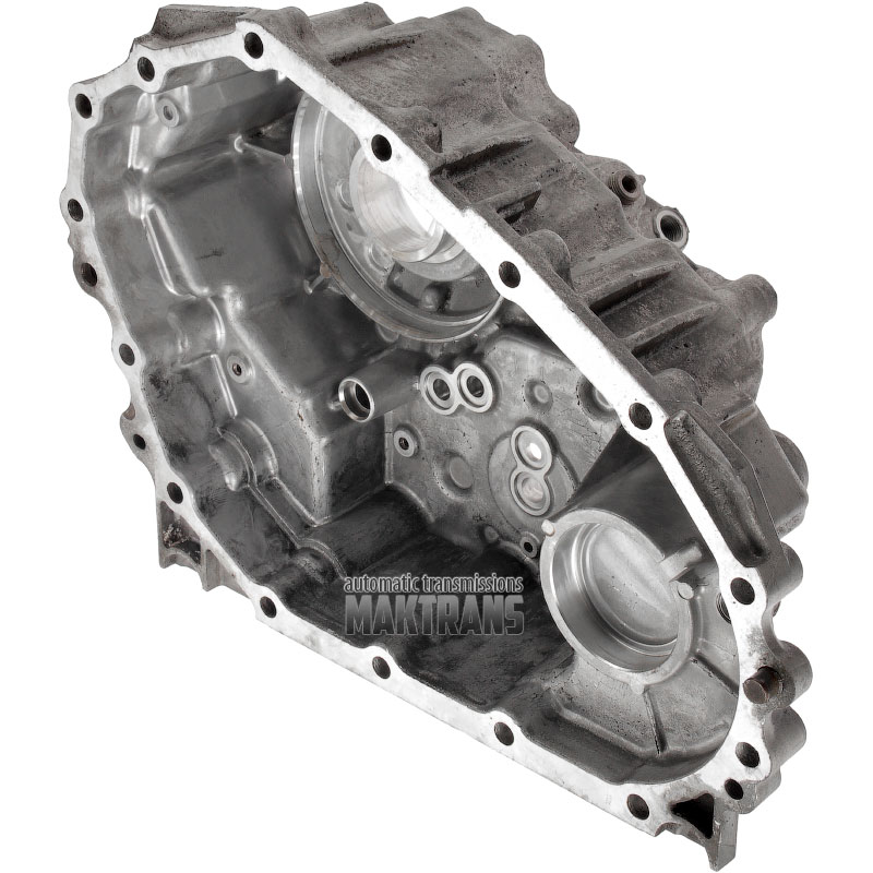 Zentrales Verteilergetriebegehäuse Nissan Pathfinder R51 331057S110