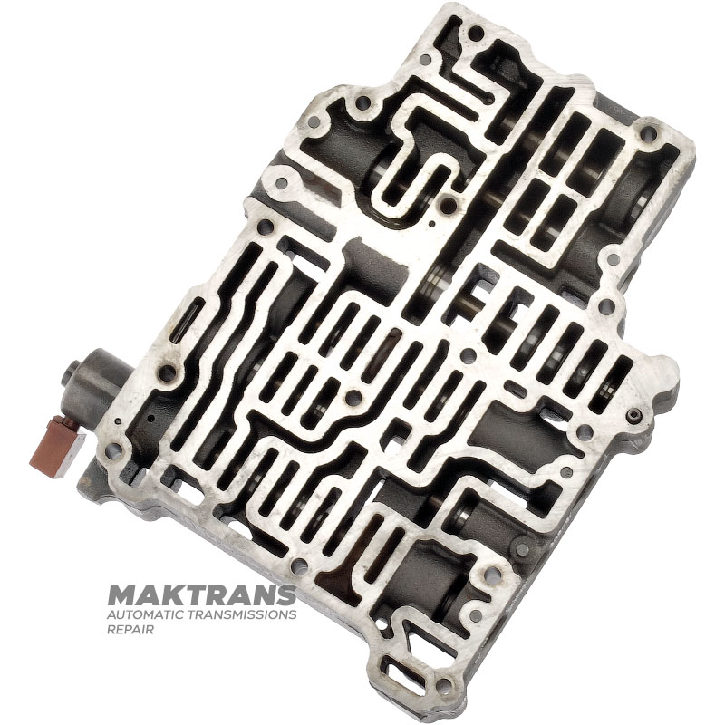 Ventilkörper montiert mit Magnetspulen ALLISON 4000 Serie - Trennplatte HD 29542933-D, 29542822, 29544297