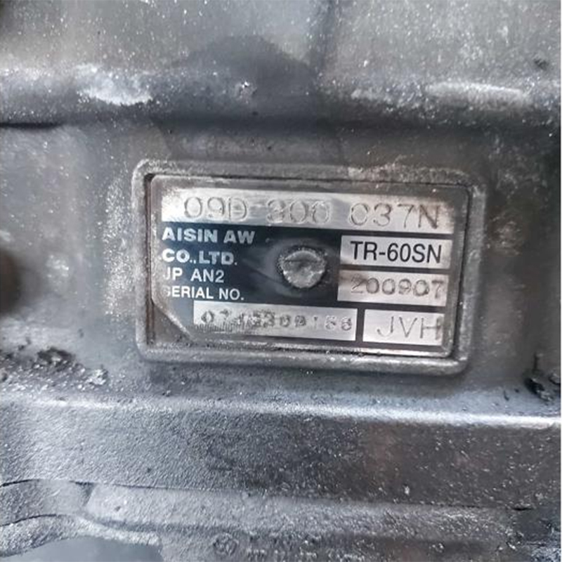 Automatikgetriebebaugruppe (ohne Drehmomentwandler) AISIN WARNER TR-60SN, VAG 09D — Kennzeichnung JVH, 09D300037N (Audi Q7 4.2 TDI V8 32V)