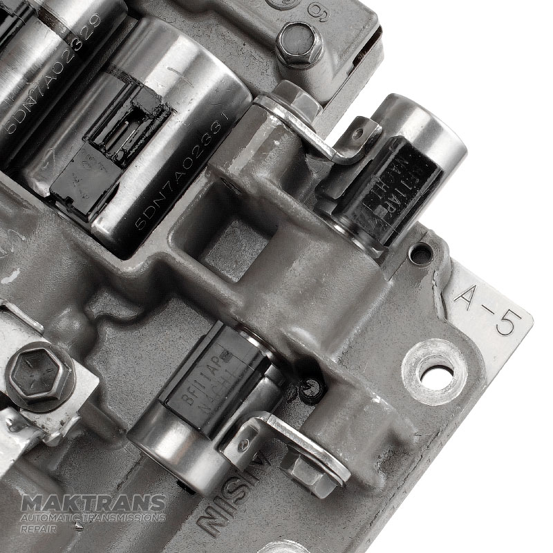 Ventilkörper komplett mit Magnetspulen (überholt) Aisin Warner TR-60SN VAG 09D — Trennplatte A-5