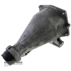 Hintere Abdeckung FORD 4R70W, 4R75W, RWD (2WD) - mit Loch, FL3P-7A040-AA, RF-FL3P-7A040-AA
