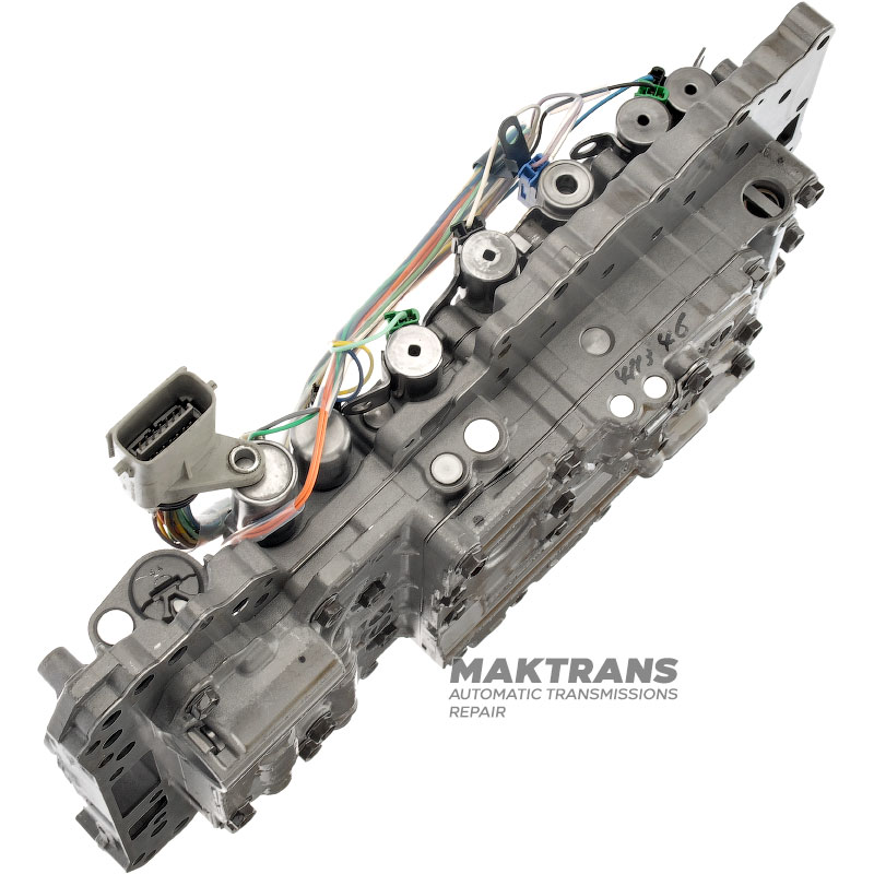 Ventilgehäuse mit Magnetventilen TOYOTA / LEXUS A750E, A750F — Trennplatte S04