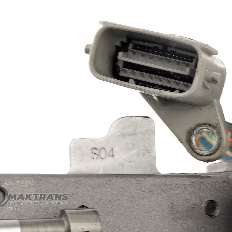 Ventilgehäuse mit Magnetventilen TOYOTA / LEXUS A750E, A750F — Trennplatte S04